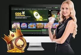 Live dealer conducting Capsa Susun on qq1212 login